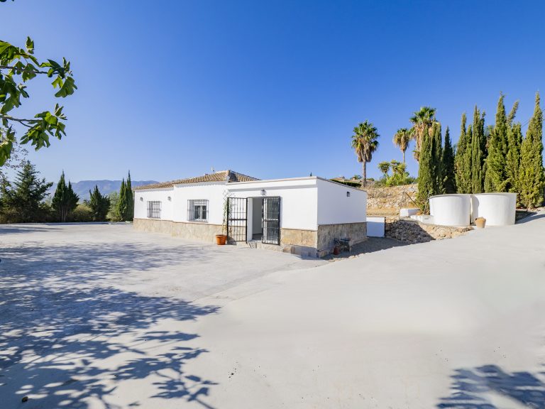 Chalet en venta en Cártama
